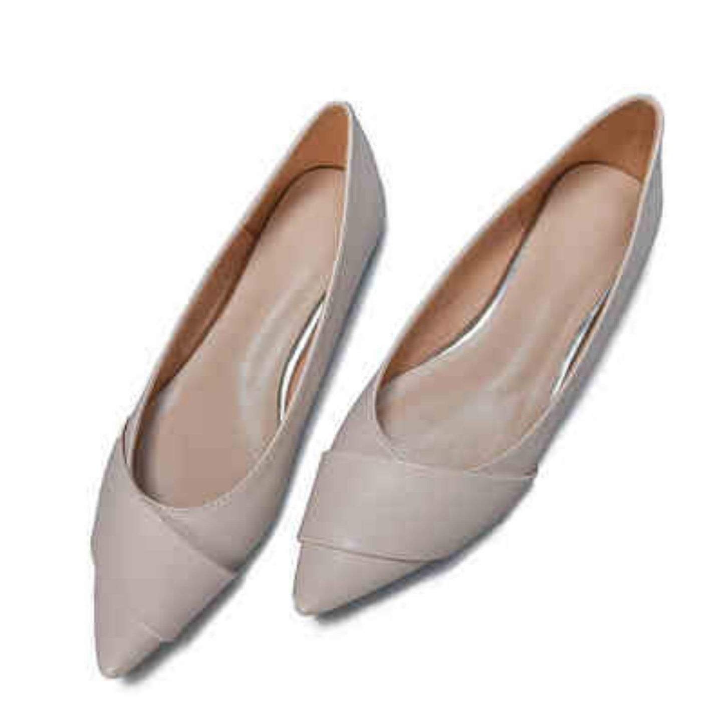 Sharp Pointed Flat Shoes Are Versatile For Women