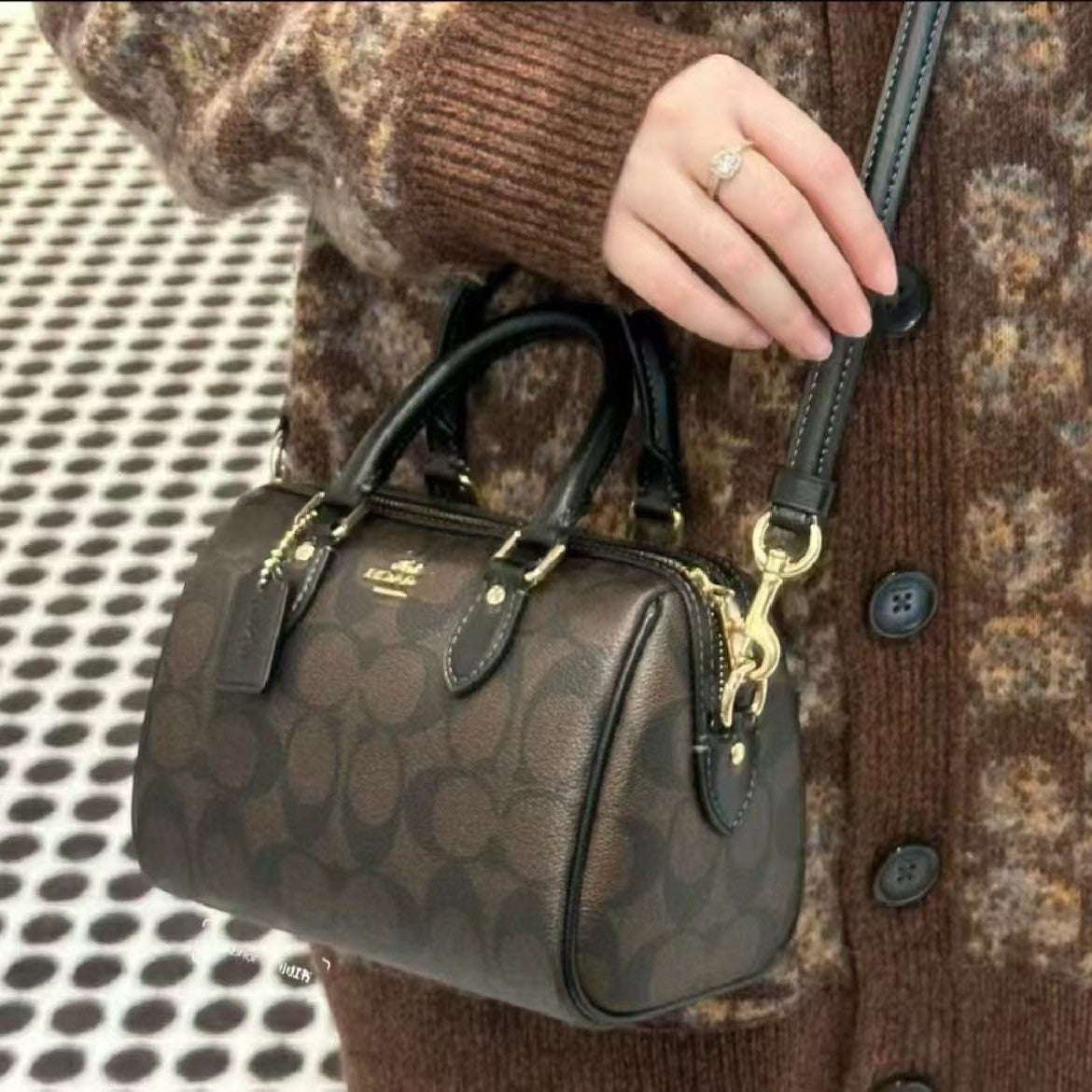 2024 Family Classic Fashionable Shoulder Mini Printed Pillow Bag All-match Portable Women's Bag Crossbody Boston Women's Bag