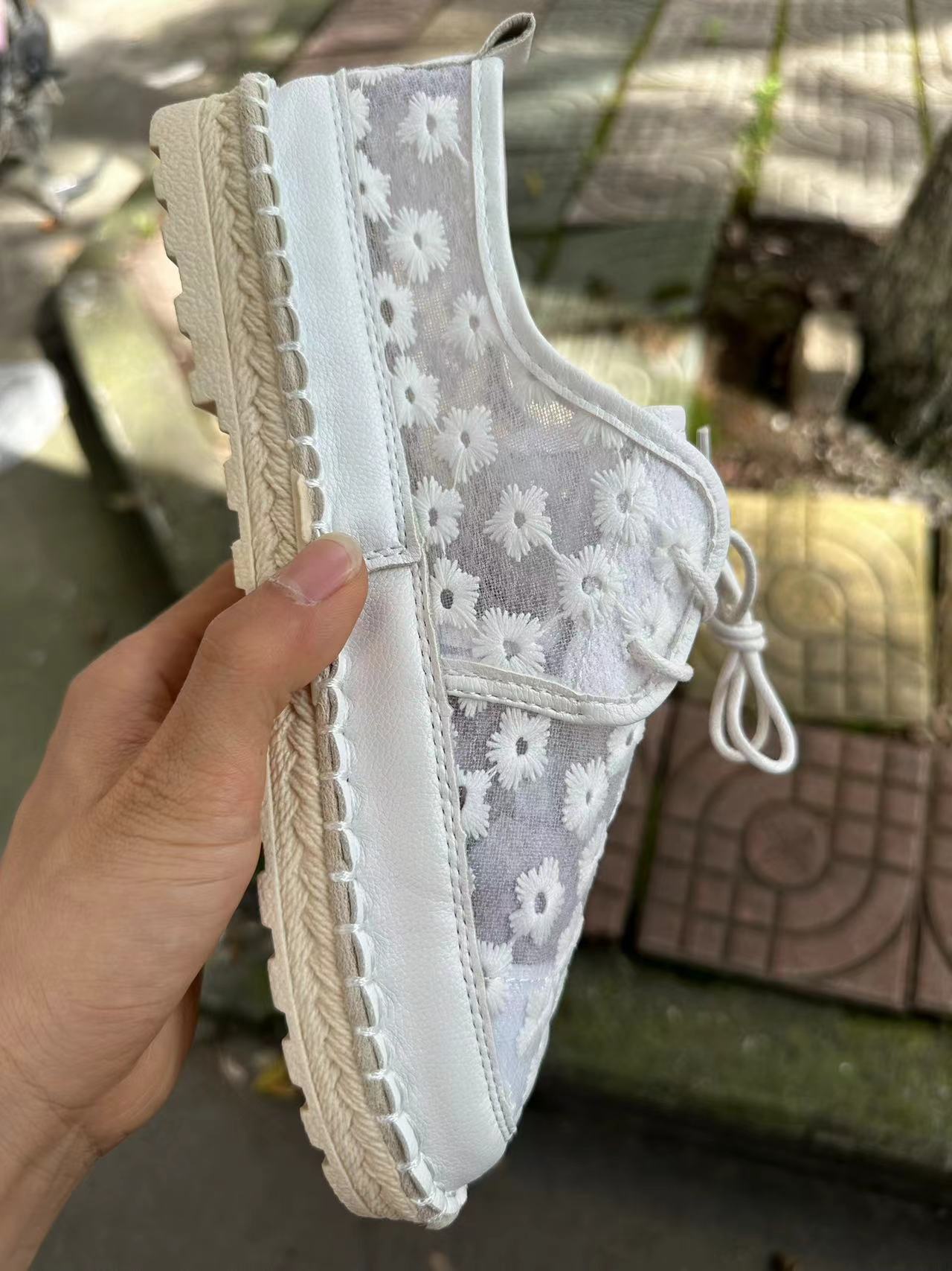 Flower Lace Up Casual Women's Pumps