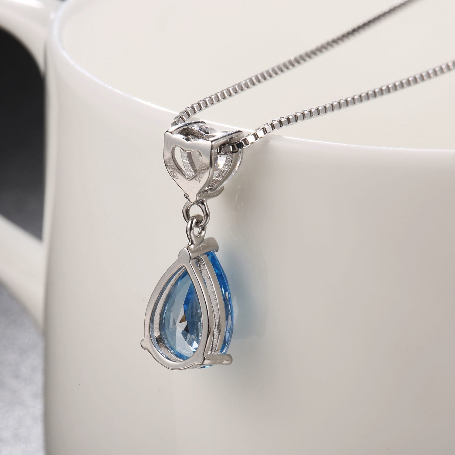 Emma Manor 925 Sterling Silver 3 Prong Pear Shape Cubic Zirconia Heart Pendant Necklace for Women,18&quot; Silver Chain with Gift Box